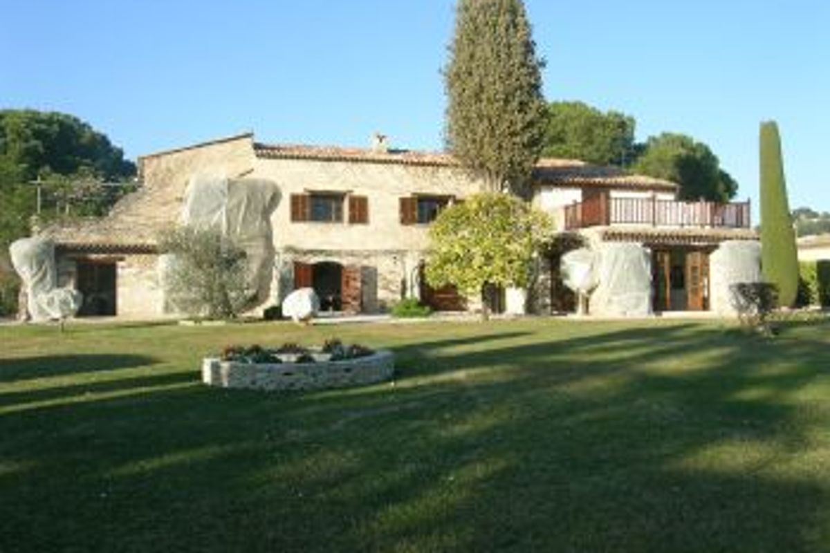 A wonderful converted farmhouse in Saint Paul de Vence