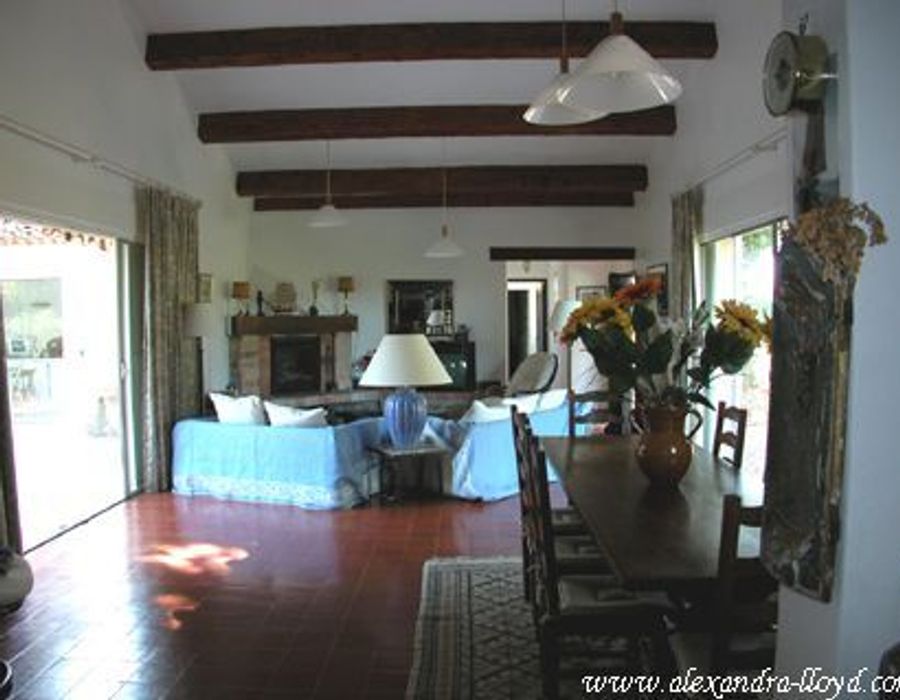 Provencal style villa in Les Parcs de Saint Tropez 2