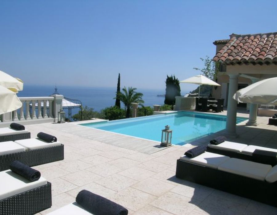 A newly renovated modern style property with stunning views, Eze 4