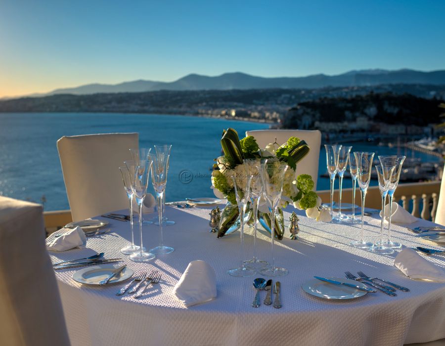 Chateau La Tour du Mont Boron 1