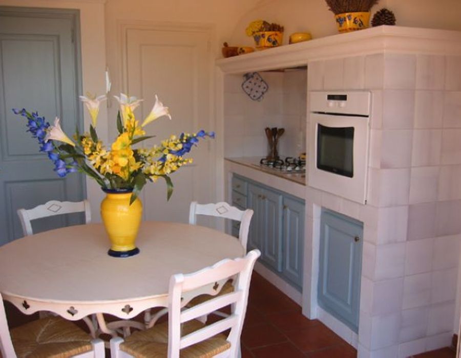 Neo Provencal villa in Ramatuelle with lovely views 5