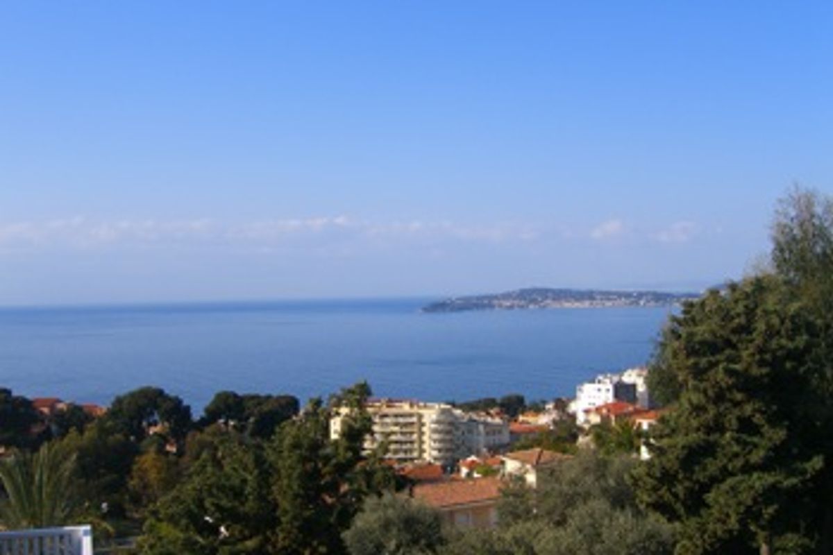 Quality villa in a exclusive residential area in Cap-d'Ail