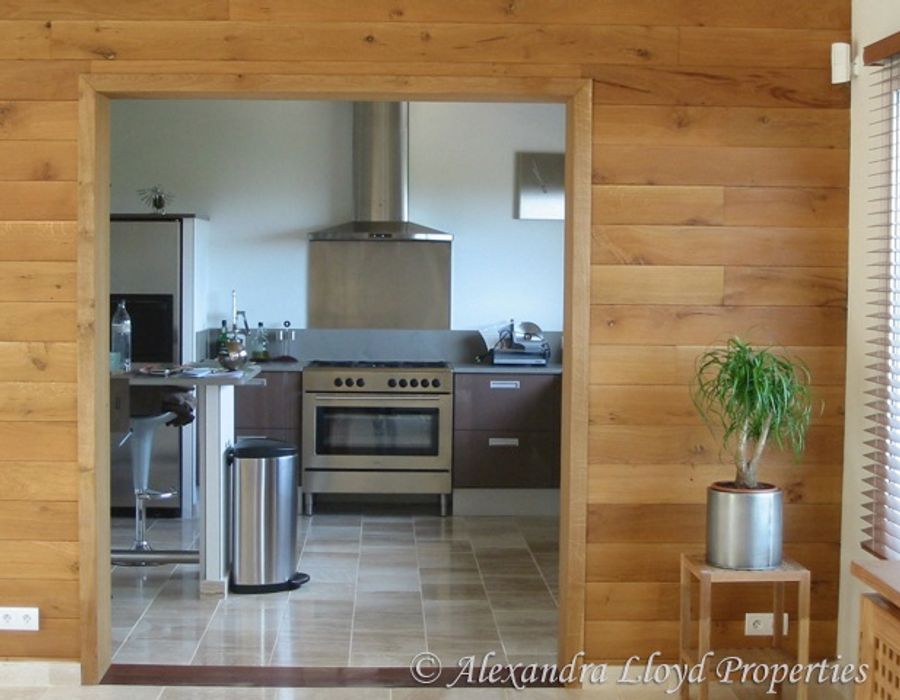 Stylish property located in the Trinite area of Porto Vecchio 3