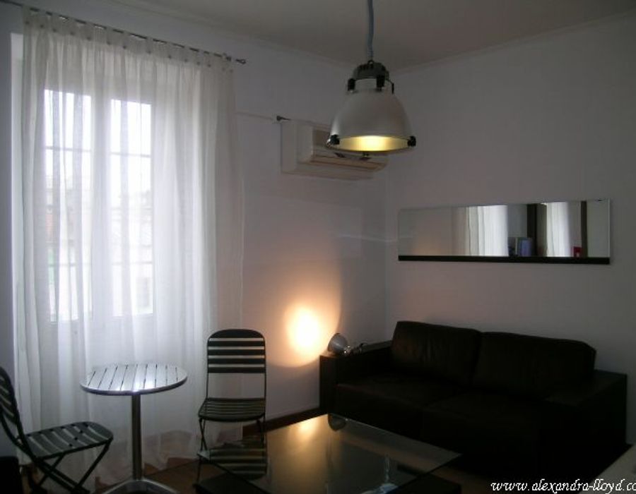 One Bedroomed apartment in the heart of Nice 1