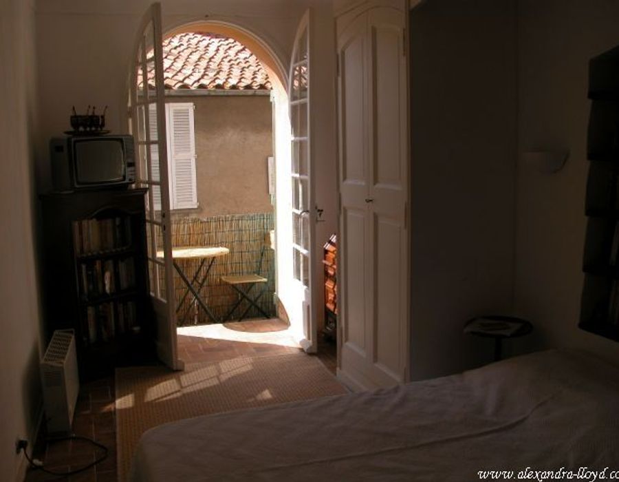 Charming village house in Saint Tropez 1