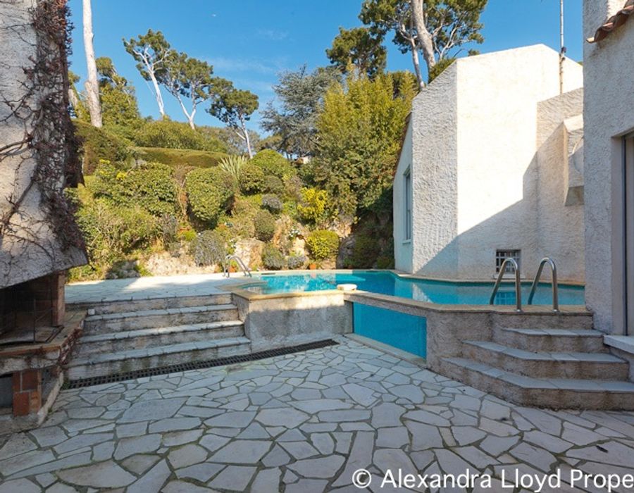 Cap d'Antibes - East side of the Cap with a great sea view 6