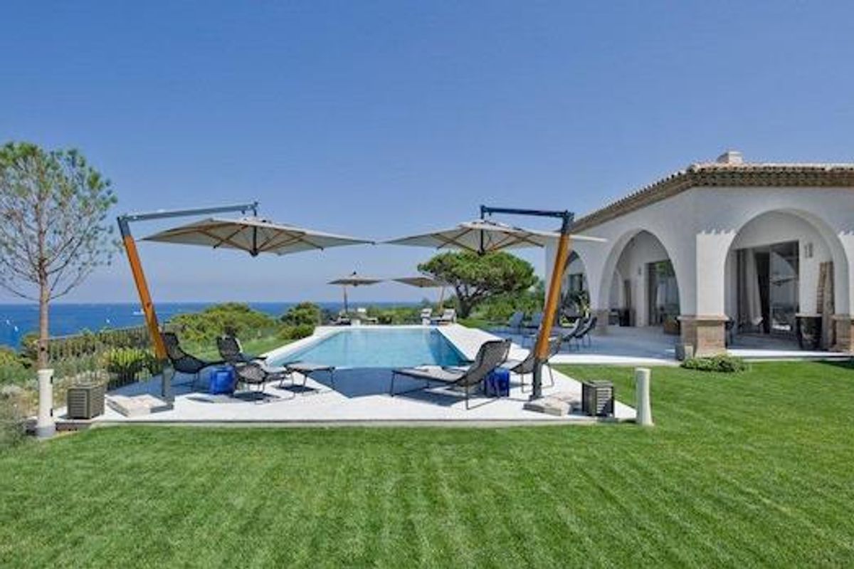 Elegance in Les Parcs de Saint Tropez - a Four Bedroom Villa for Rent