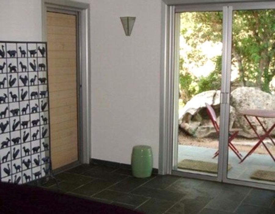 Situated in Pianottoli-Caldarello, South Corsica 6