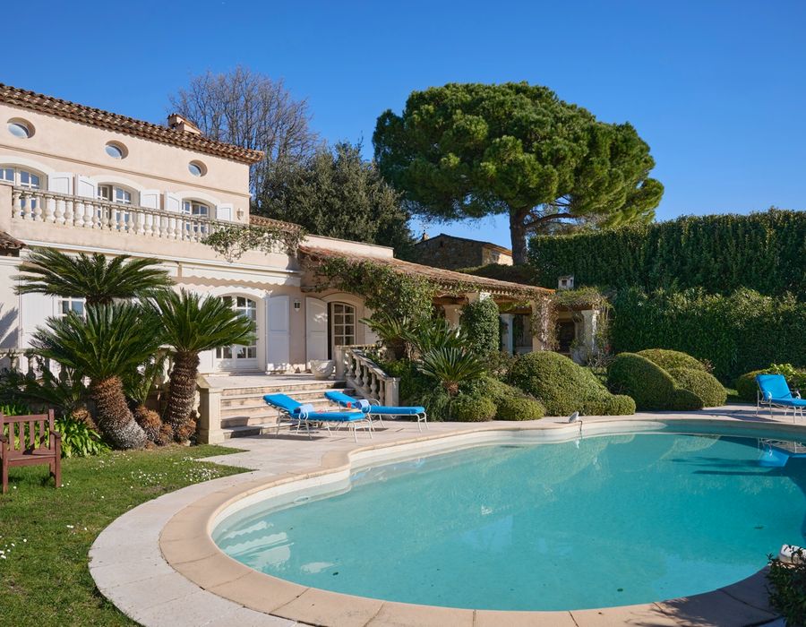 Beautiful Provençal Villa with Panoramic Views for Rent – Private Estate, Saint-Paul-de-Vence 5