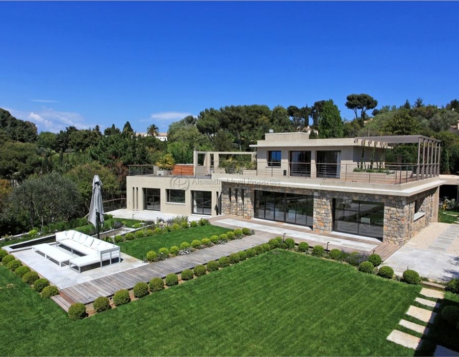 STUNNING! CONTEMPORARY! CANNES! 3