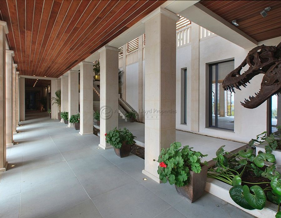 True luxury in Cannes 6