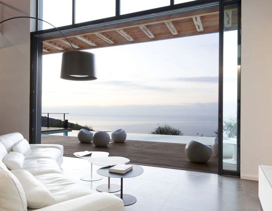 Ultra contemporary villa with stunning views in the Val des Costes domaine - Eze 2