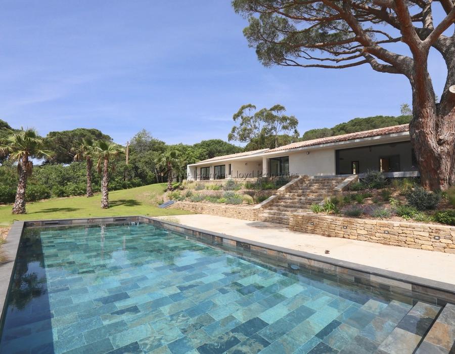 5 bedroom villa very close to La Villa Marie, Les Marres, Ramatuelle 1