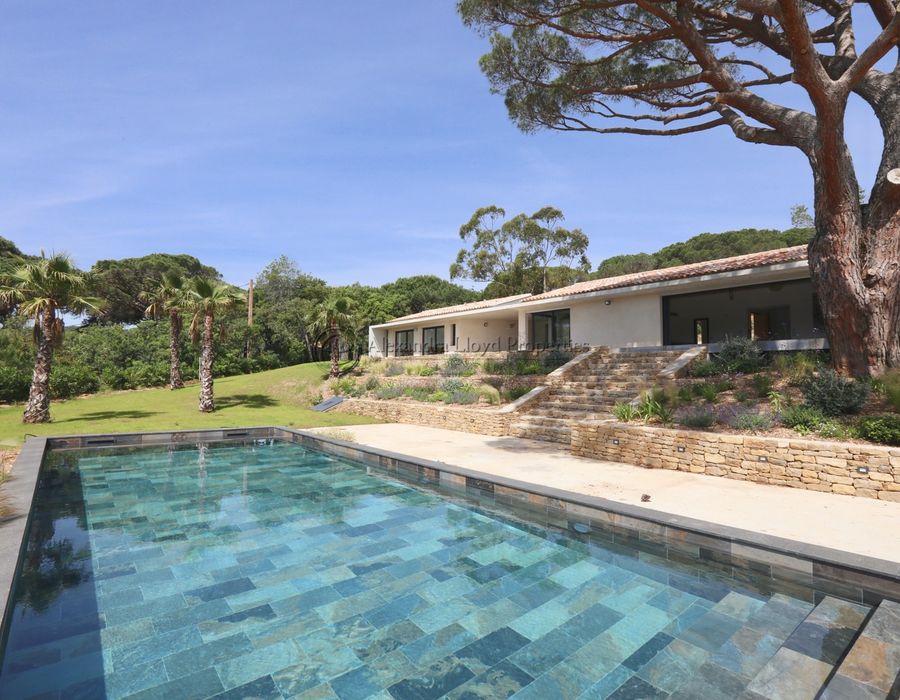 5 bedroom villa very close to La Villa Marie, Les Marres, Ramatuelle 1