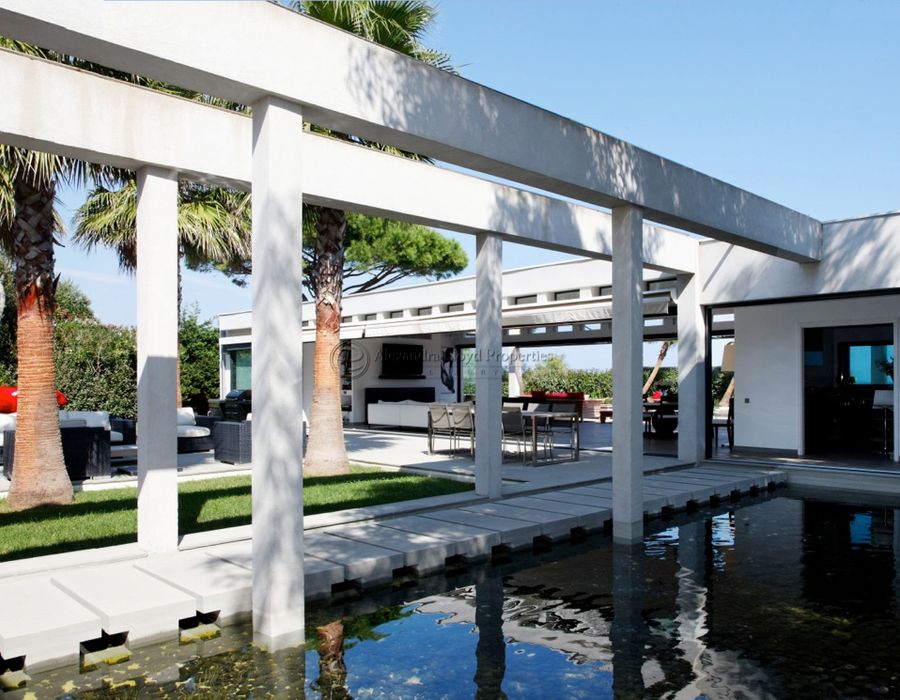 Stunning contemporary villa, walking distance from Club 55 6