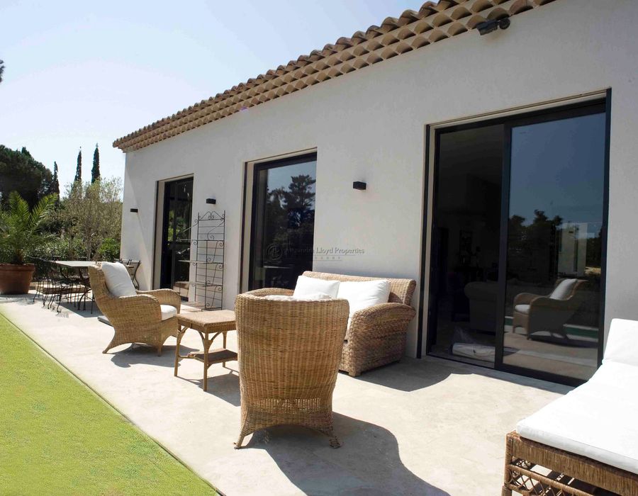 Lovely villa for rent in the Parc des Salins 5
