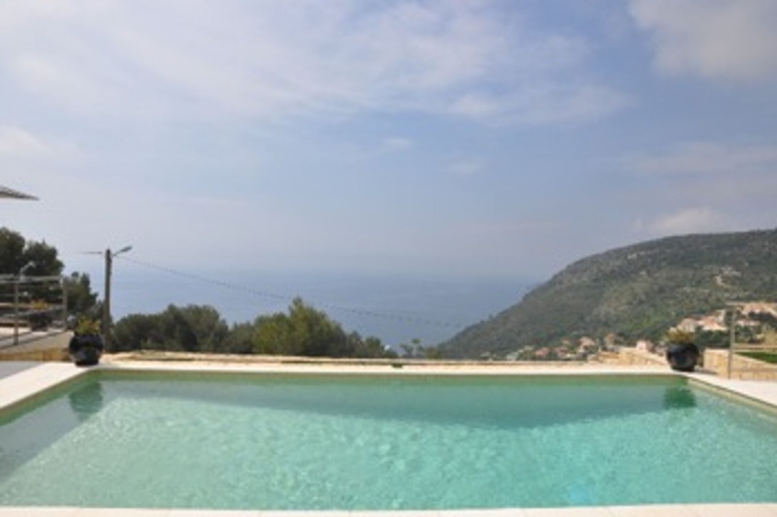 Wonderful property located in a private domain in Saint Laurent d'Eze