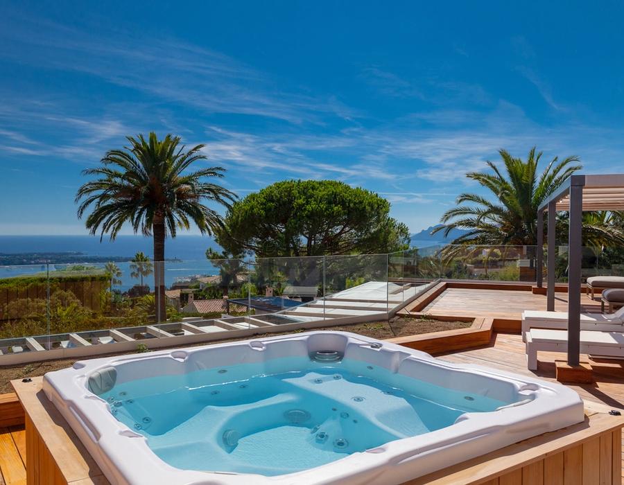 Stunning luxury villa for rent in Super Cannes 4