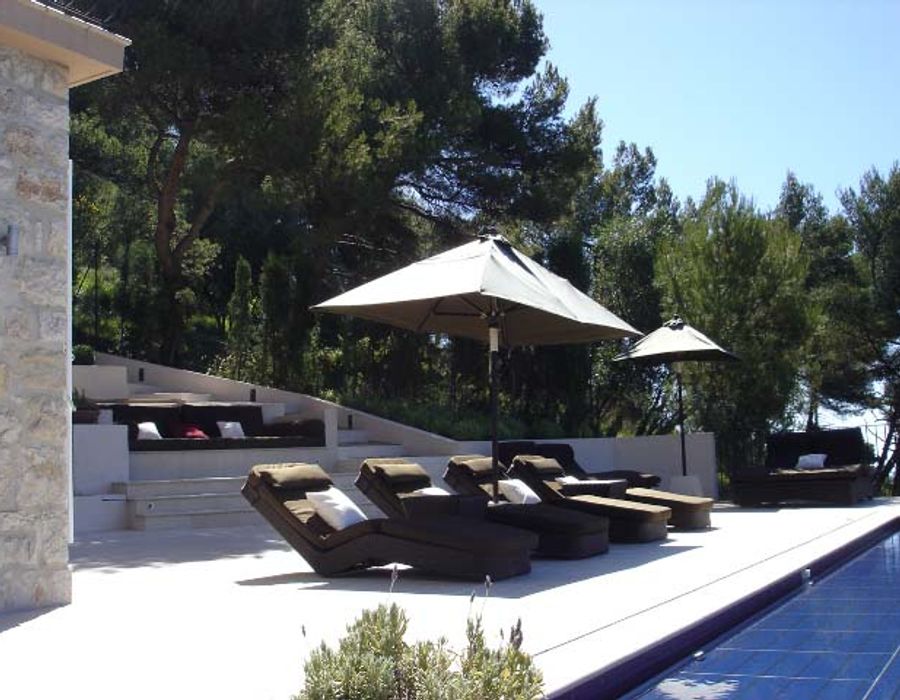 A delightful renovated property offering spectacular views over Eze Village 3