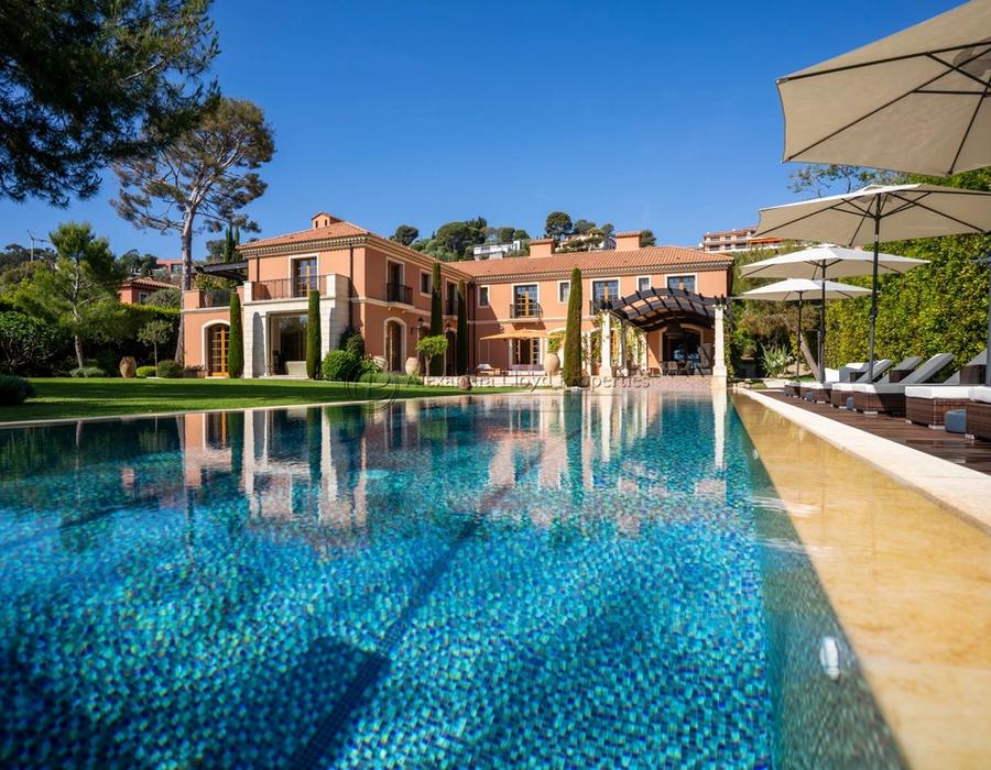 Saint Jean Cap Ferrat, waterfront, stunning 5