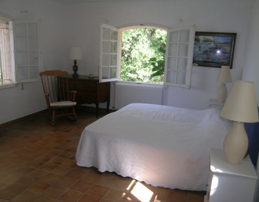 A charming villa located in a private domain in Saint Tropez 1