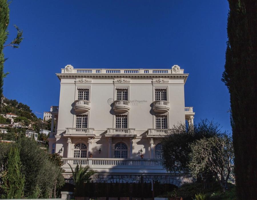 Belle Epoque villa for rent in Monaco 2
