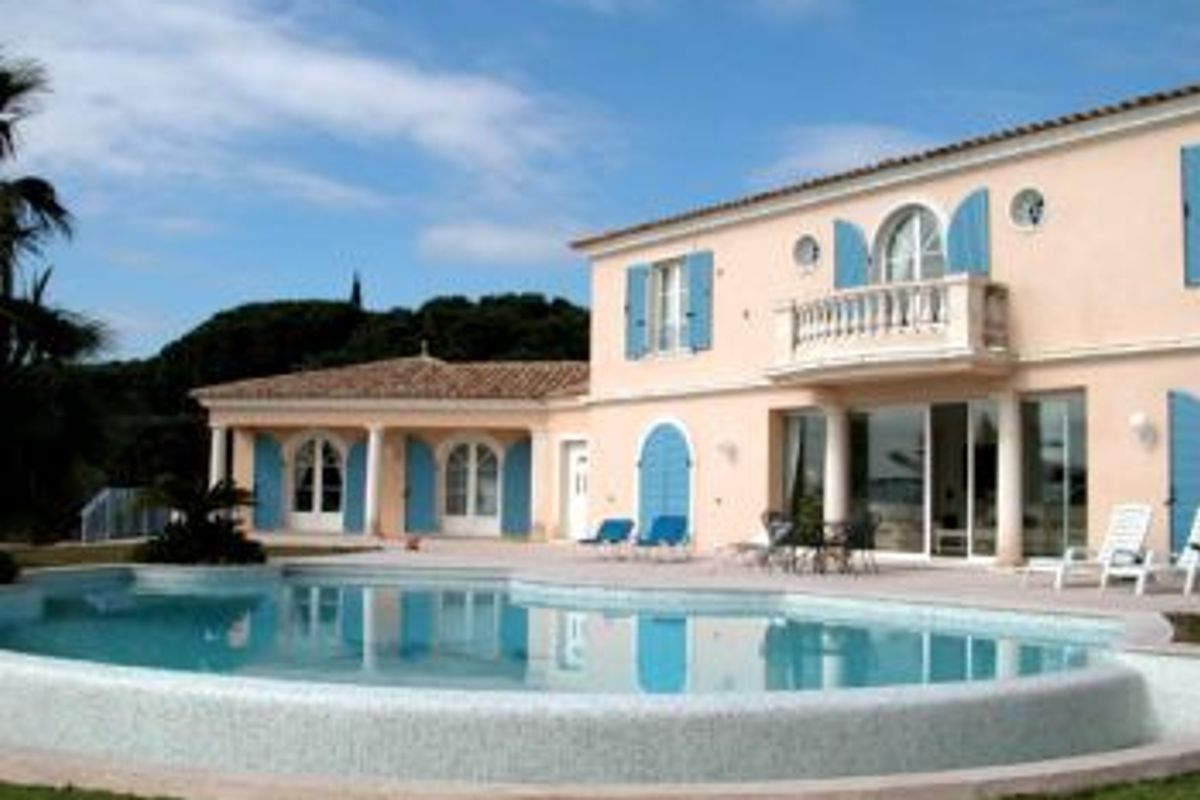 Provencal style villa, just next to Nikki Beach