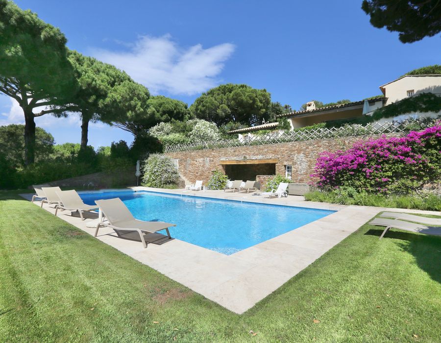 Breathtaking views from Les Parcs de Saint Tropez 5