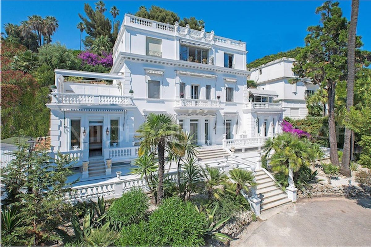 A beautiful Belle Epoque villa in Cannes, available for private events