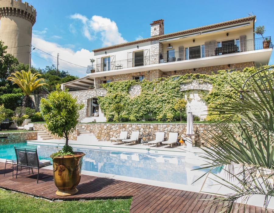 Stylish Neo Provencal property in Super Cannes 3