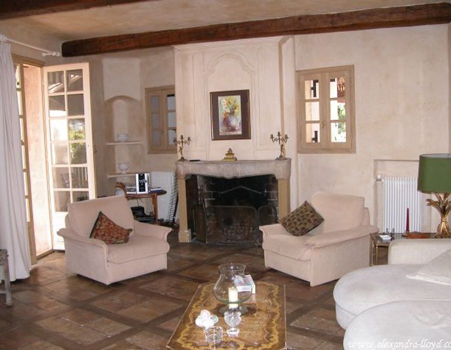 Provencale villa located on the Cap Ferrat 1