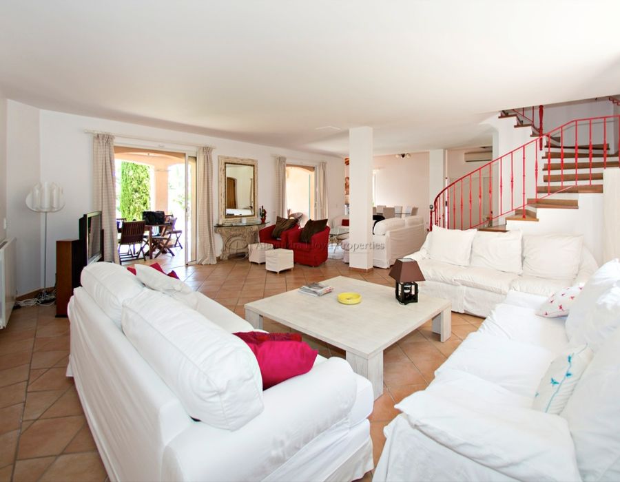 Villa located in Les Treilles de la Moutte, Saint Tropez 5