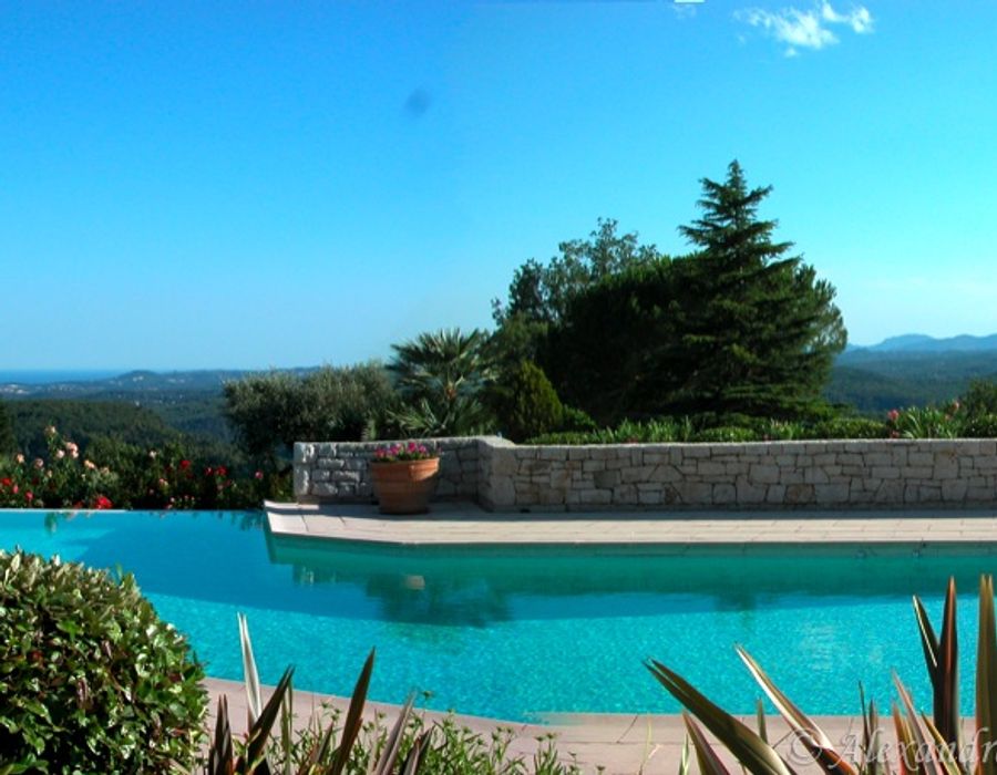 Luxury Svetchine Villa in Outstanding 10th Century Perched Village 4