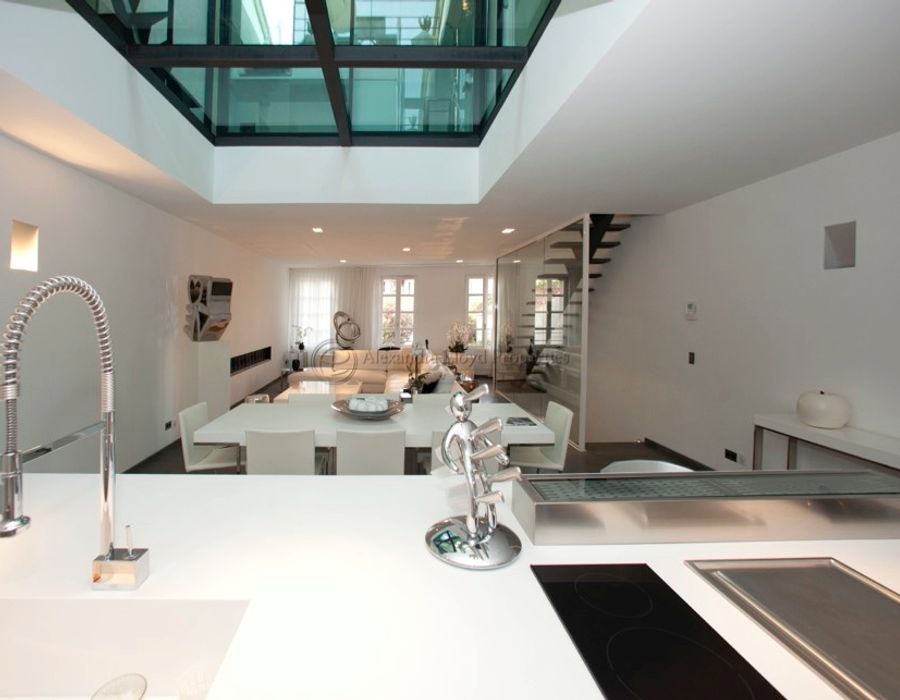 STUNNING! Luxury apartment in the heart of Saint Tropez 5