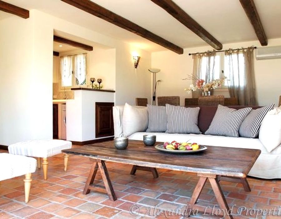 Private domain between beaches and Porto-Vecchio 1