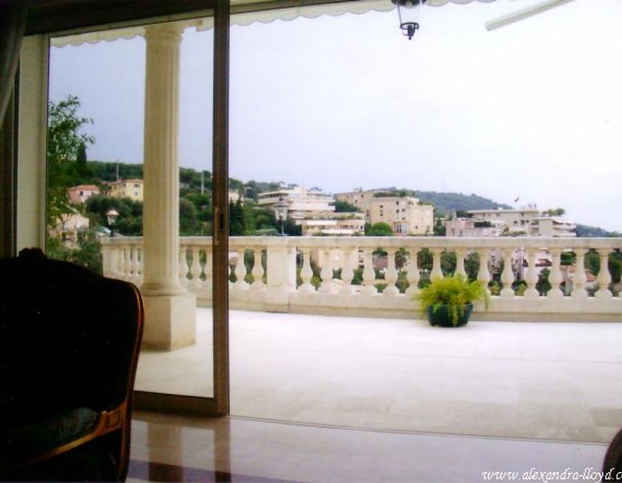 Luxurious Florentine Villa in Cannes 6