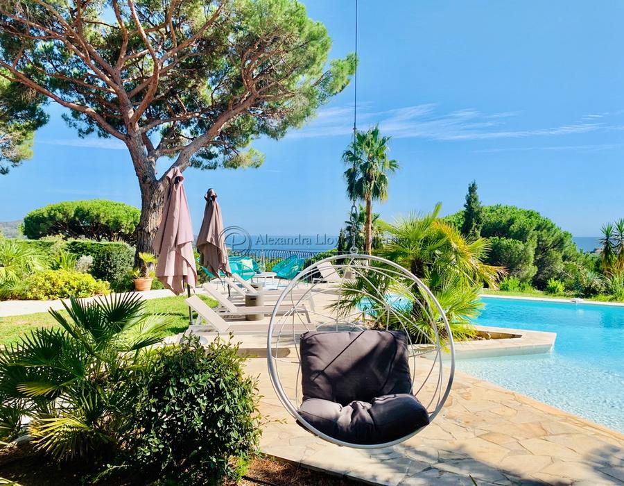 A lovely family home located in the Domaine de la Vallée, Gigaro 4