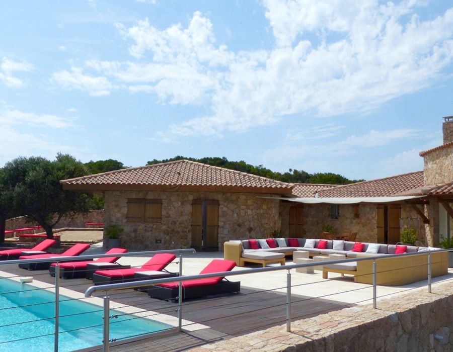 Sumptuous property in Super Cannes 6