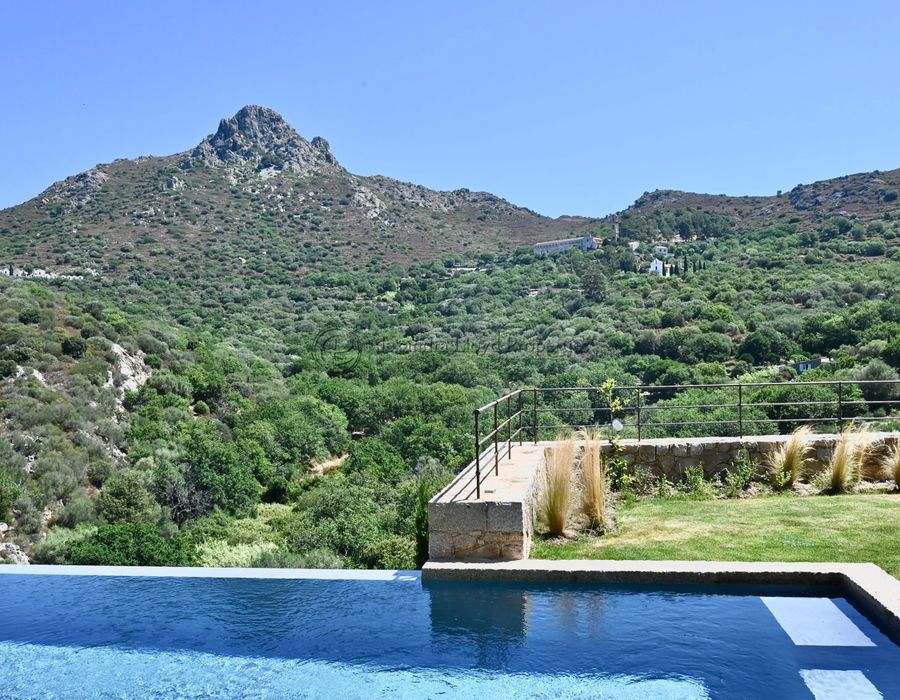 A truly beautiful house located in Pigna, Balagne, close to Ile Rousse 5