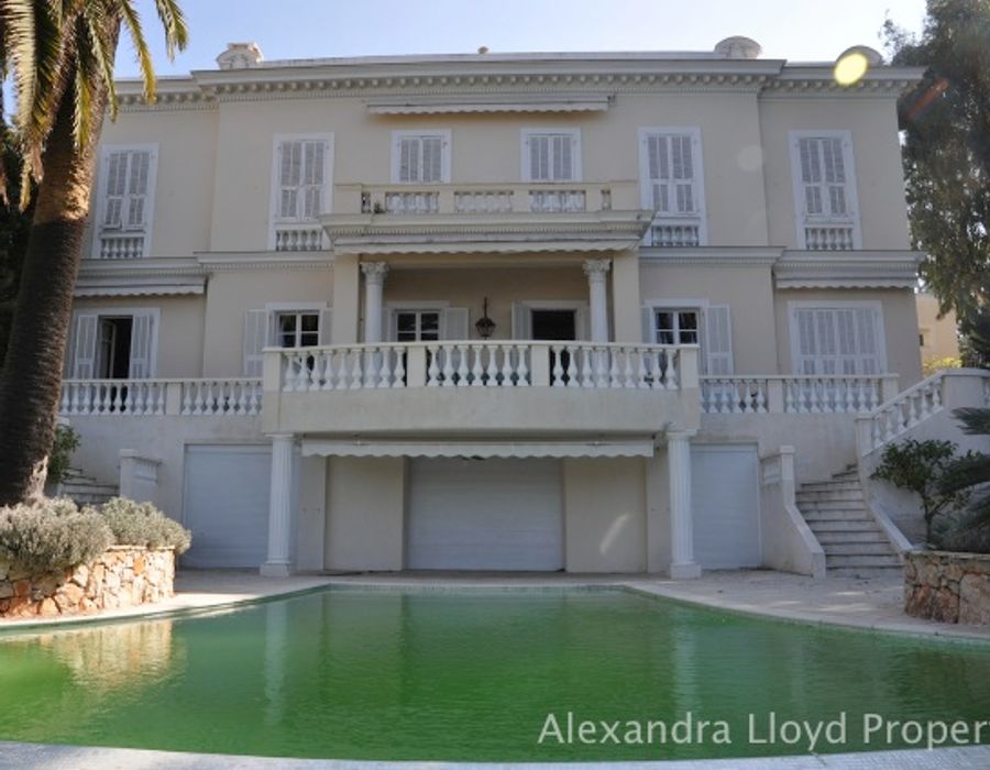 Beautiful mansion in the heart of Mont Boron 1