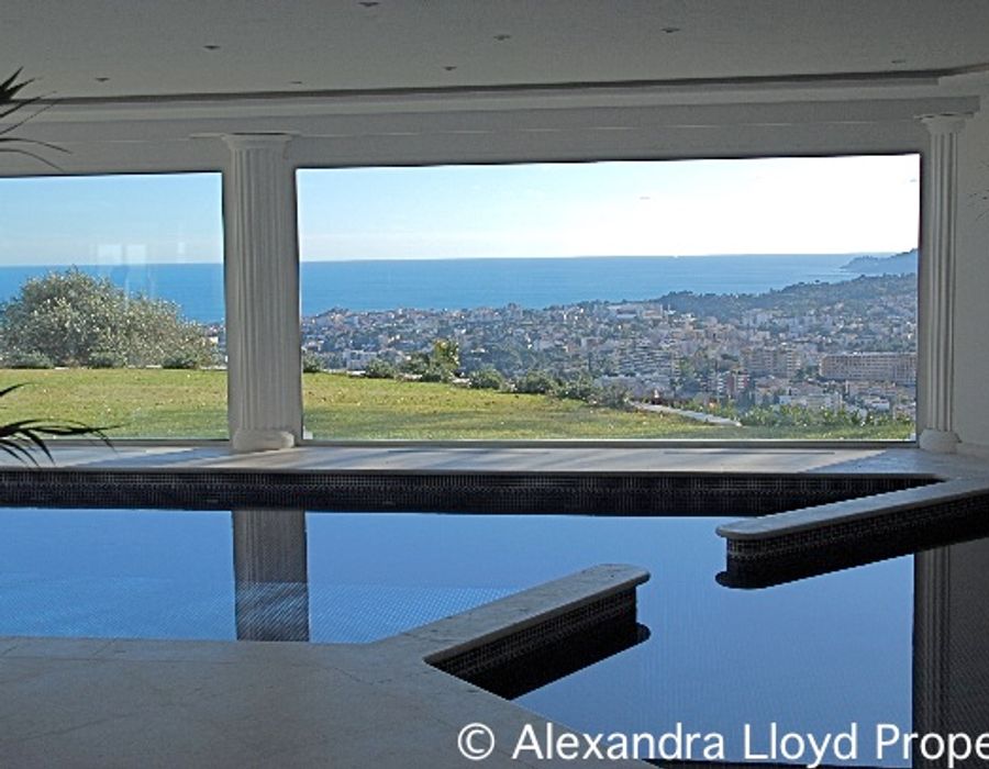 One of the most spectacular properties on the rental market - Mougins 5