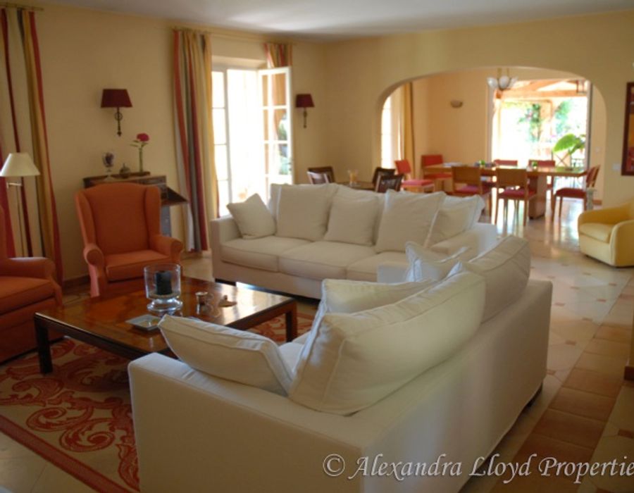 Stunning property near to the charming village of Ramatuelle 1