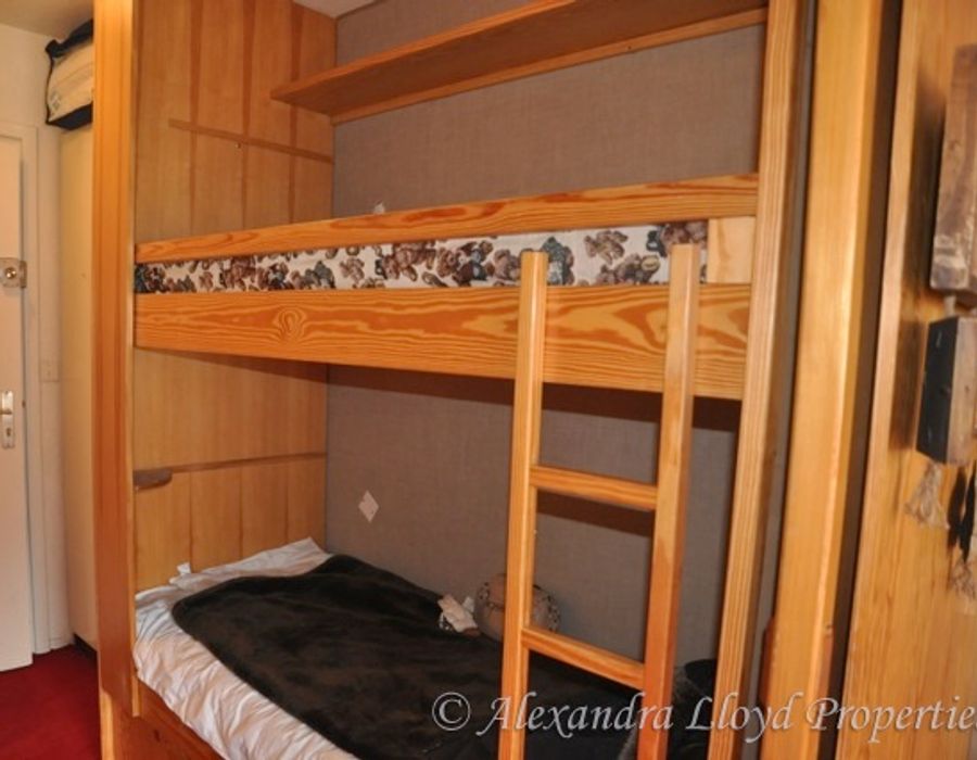 Studio for sale in the Trois Lys Building in Auron 2