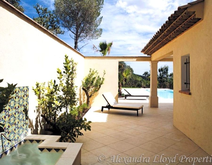 A charming villa in Plan de la Tour 2