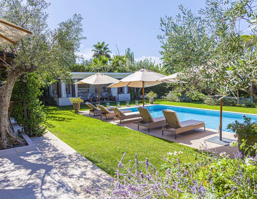 A beautiful charming family home for rent on the Cap d'Antibes  1