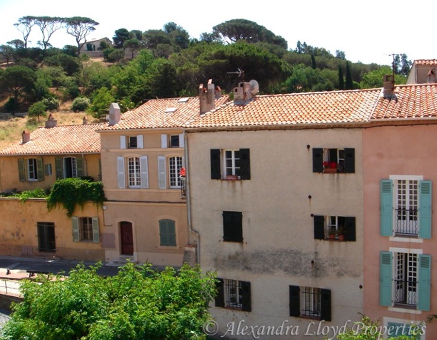 Town house in the heart of Saint Tropez 1