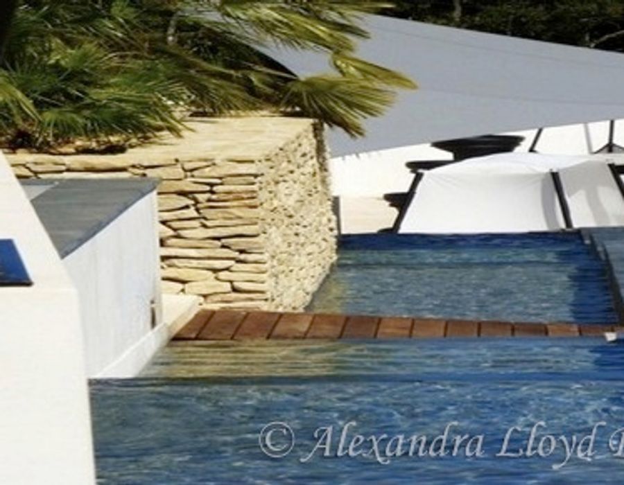 “Stunning stunning stunning interior! 1