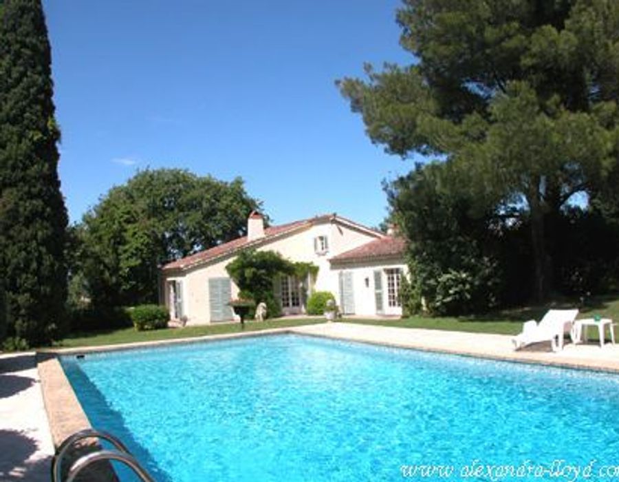 Large Provencale villa located in Sainte Anne, Saint Tropez 5
