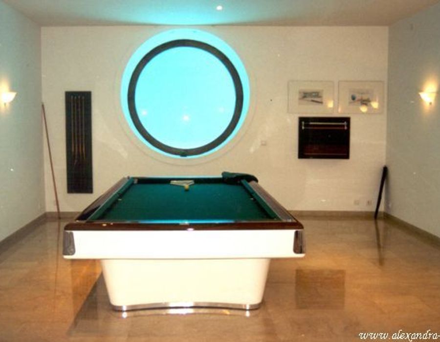 Stunning Italian style chateau in Super Cannes 2