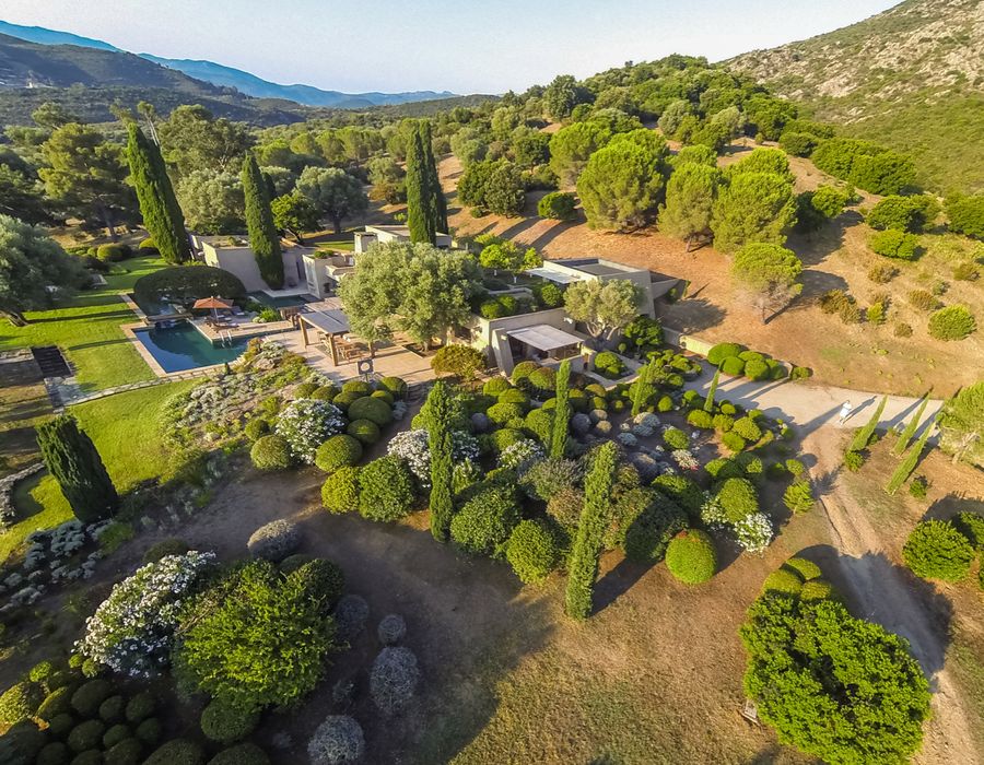A spectacular property for rent in Saint Florent, North Corsica 5